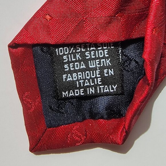 CHANEL Men's Vintage Tie 100% Silk Made in Italy red geometric pattern & CCs - Picture 5 of 6